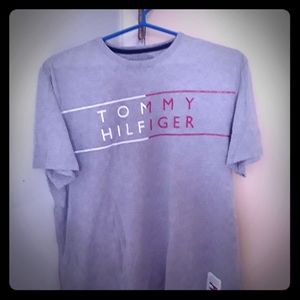 Tommy Hilfiger T shirt, large, good condition